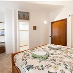 Nella Roccia Da Marinella Appartement *